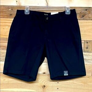 a.n.a Size 8 Black Bermuda Mid-rise 9” Inseam Soft Khaki Shorts with Pockets